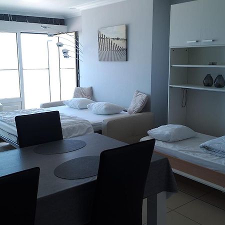 Modern Studio With Beautiful Sea View - 9Th Floor Бланкенберге Екстериор снимка