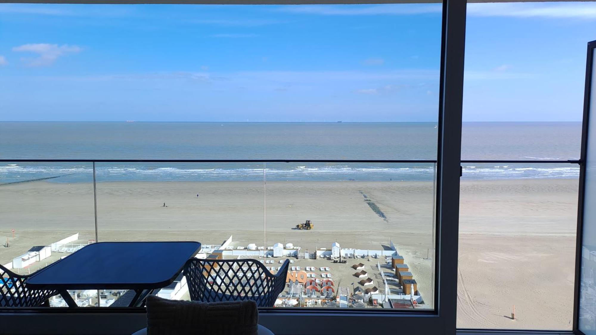Modern Studio With Beautiful Sea View - 9Th Floor Бланкенберге Екстериор снимка